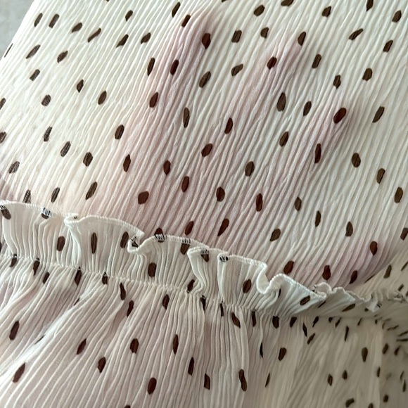 Women’s Blu Pepper Semi Sheet Top, Medium, Off White - Picture 7 of 7